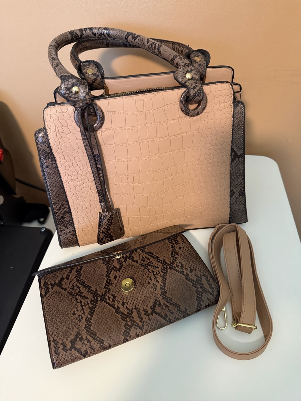 Women’s Structured Tote Handbag with Snake-Print Accents - Pink